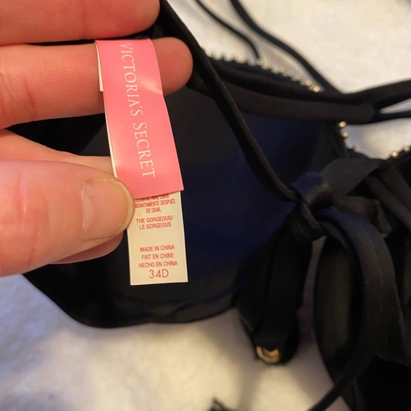 Victoria’s Secret The Gorgeous Bikini Top 34D - Picture 3 of 5